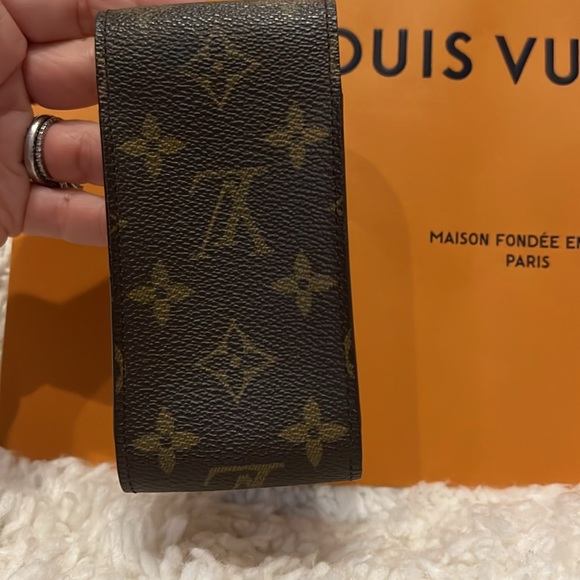 Louis Vuitton pouch - Picture 5 of 8